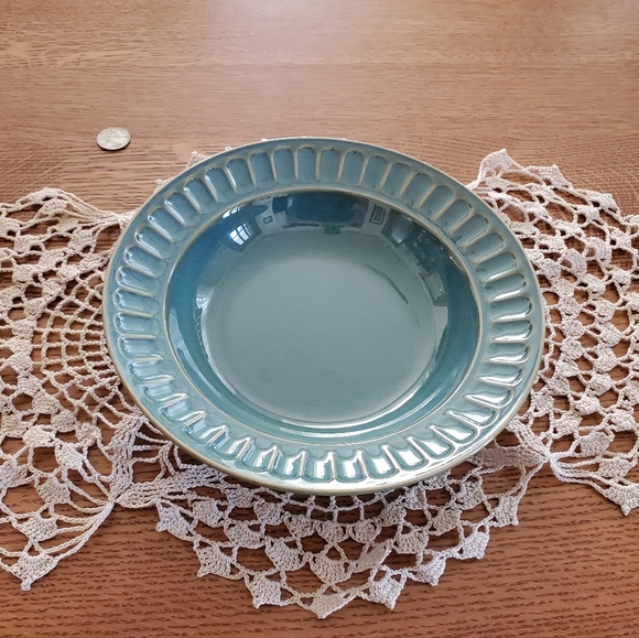 Oneida by Sakura teal serving bowl